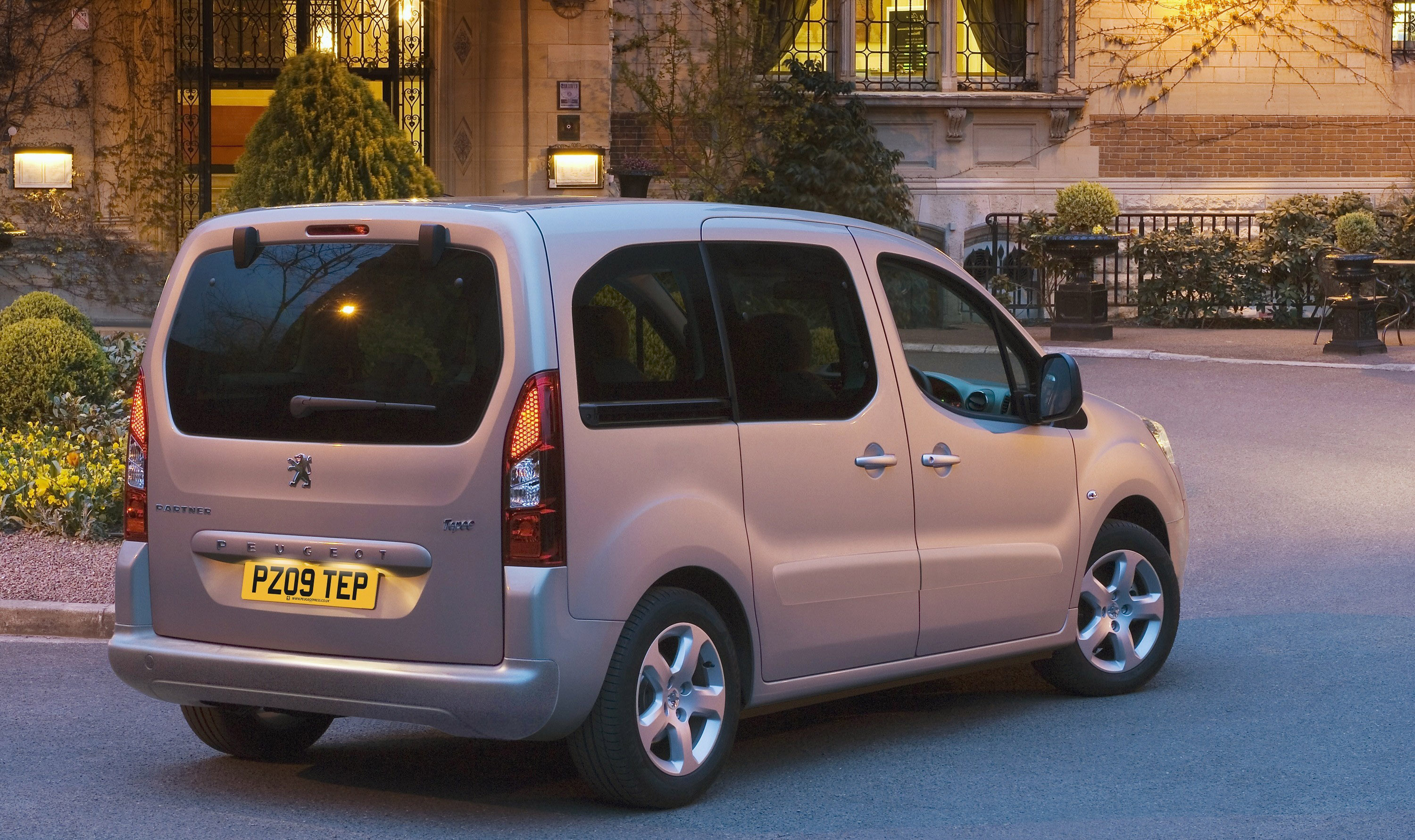 Peugeot Partner Tepee With Seven Seats