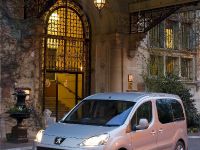 Peugeot Partner Tepee With Seven Seats (2009) - picture 2 of 10