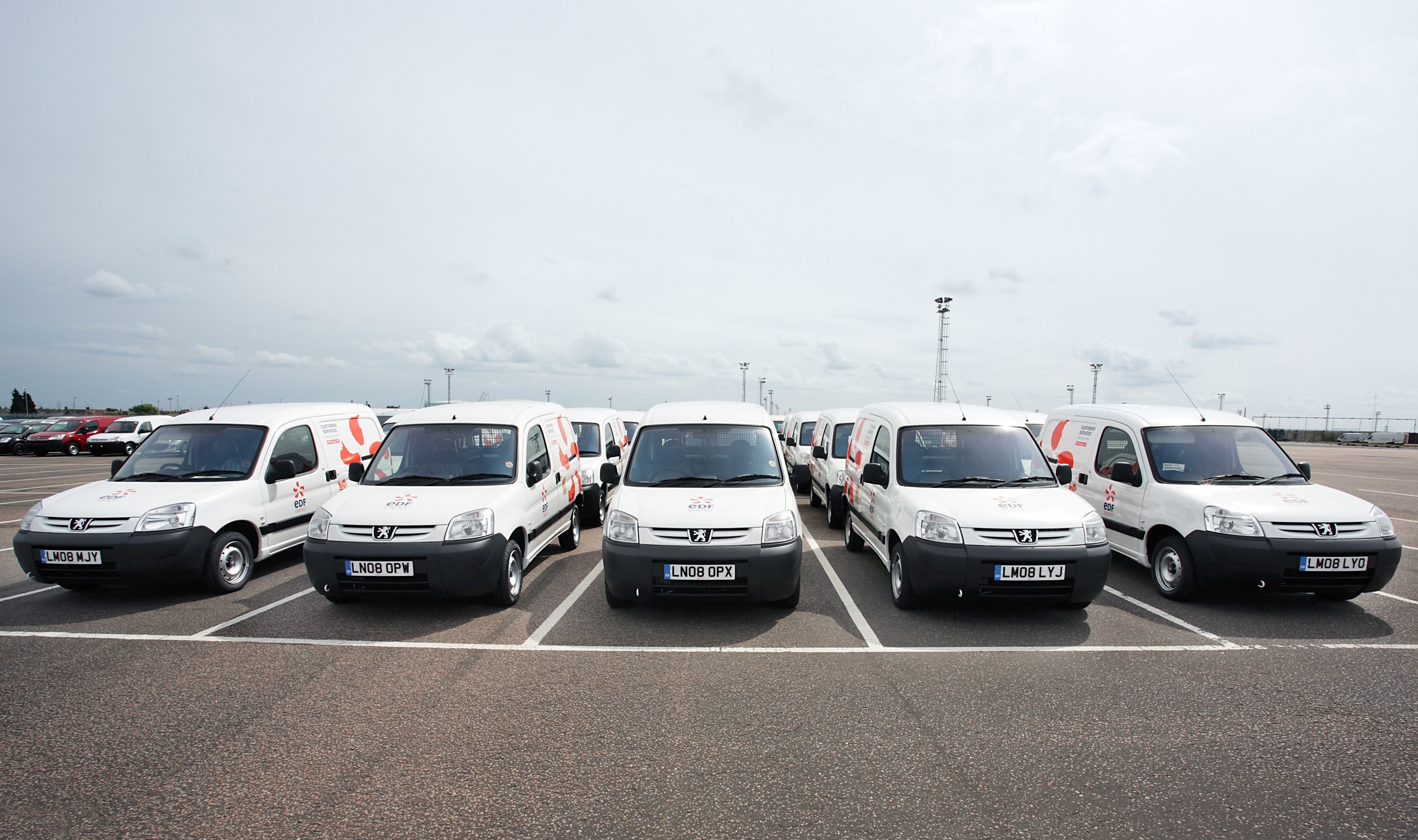 Peugeot Partner Vans