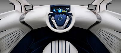 Nissan Pivo 3 Concept (2011) - picture 12 of 15