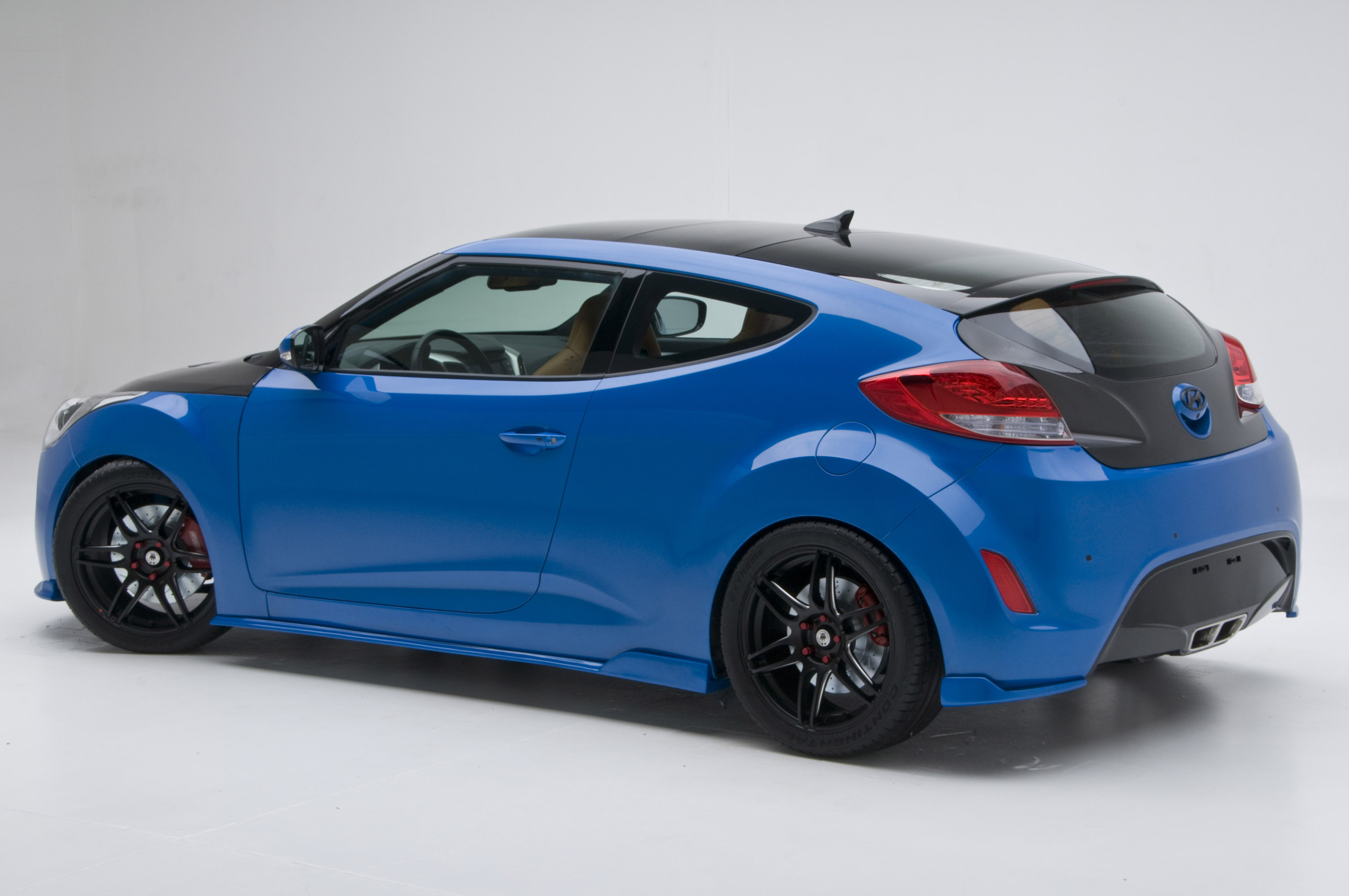 PM Lifestyle  Hyundai Veloster