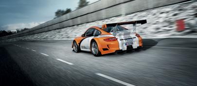 Porsche 911 GT3 R Hybrid (2010) - picture 4 of 30