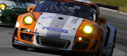 Porsche 911 GT3 R Hybrid (2010) - picture 7 of 30