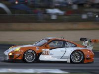 Porsche 911 GT3 R Hybrid (2010) - picture 21 of 30
