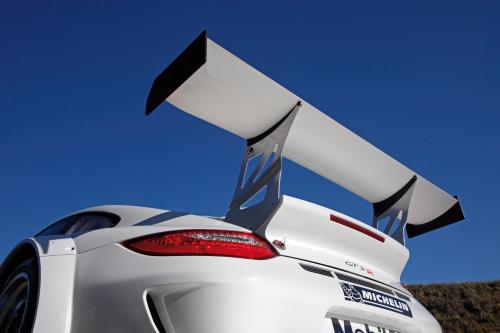 Porsche 911 GT3 R Race Car (2010) - picture 1 of 3