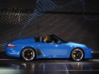 Porsche 911 Speedster Paris (2010) - picture 2 of 4