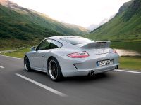 Porsche 911 Sport Classic (2010) - picture 3 of 5