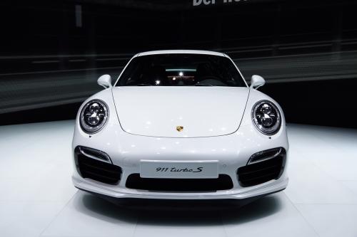 Porsche 911 Turbo S Frankfurt (2013) - picture 1 of 7