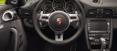 Porsche 911 Turbo S Edition 918 Spyder (2011) - picture 4 of 4