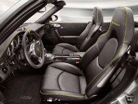 Porsche 911 Turbo S "Edition 918 Spyder" (2011) - picture 3 of 4