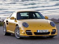 Porsche 911 Turbo (2010) - picture 2 of 7