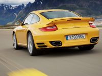 Porsche 911 Turbo (2010) - picture 4 of 7