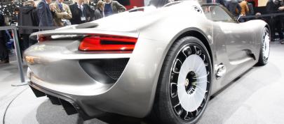 Porsche 918 Spyder Geneva (2010) - picture 4 of 7