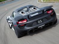 Porsche 918 Spyder Prototype (2012) - picture 5 of 6