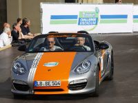 Porsche Boxster E (2011) - picture 2 of 3