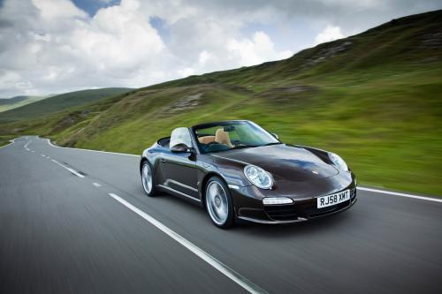 Porsche Cabriolet Models (2011) - picture 1 of 3