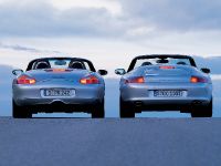 Porsche Cabriolet models (2011) - picture 2 of 3