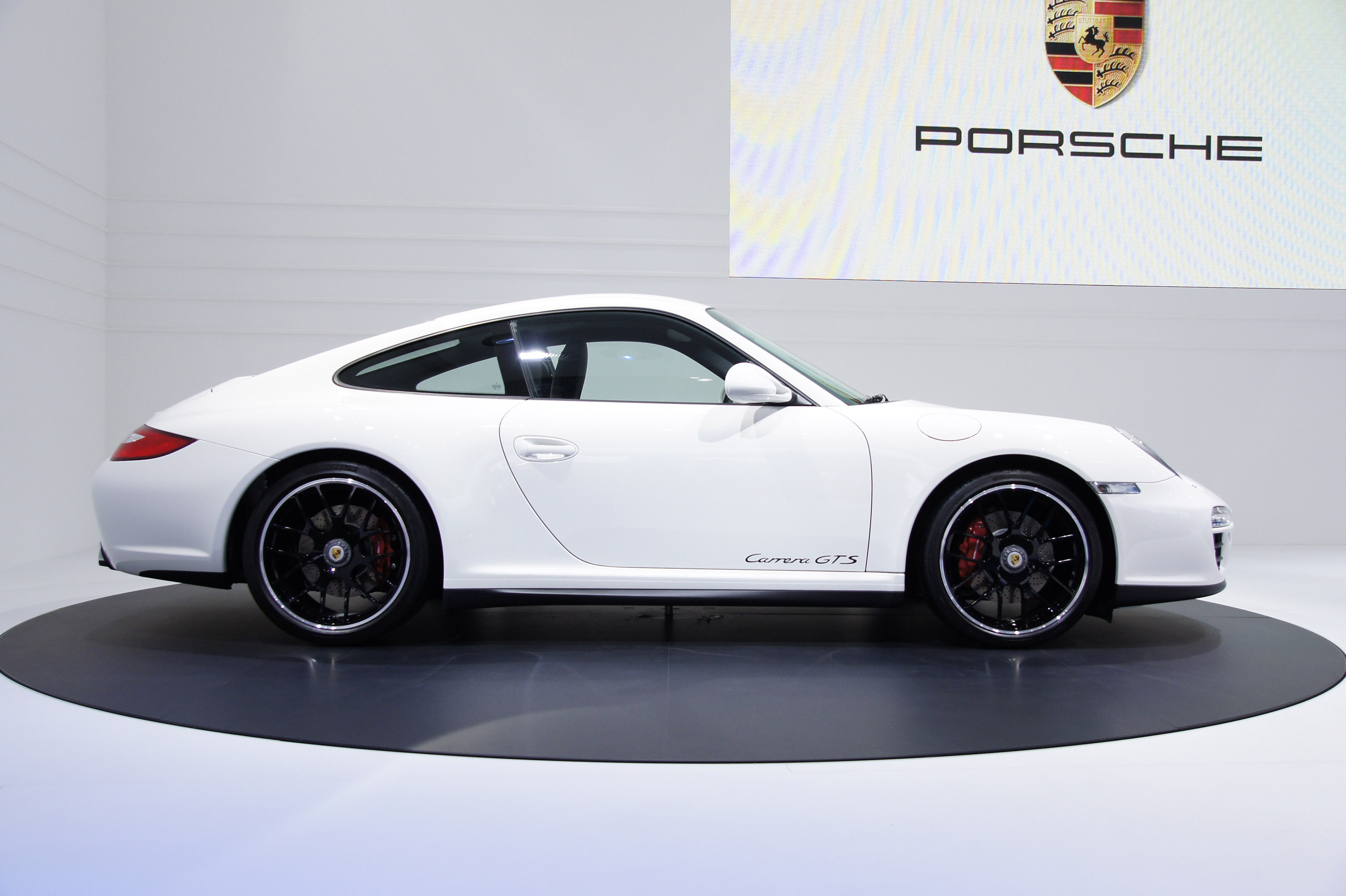 Porsche Carrera GTS Paris