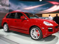 Porsche Cayenne GTS Frankfurt (2011) - picture 3 of 3
