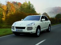 Porsche Cayenne with diesel engine (2009) - picture 1 of 3