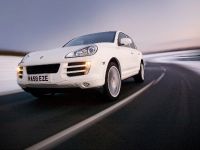 Porsche Cayenne (2010) - picture 1 of 14