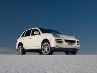 Porsche Cayenne (2010) - picture 2 of 14