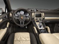 Porsche Exclusive Cayenne S in Palladium Metallic (2014) - picture 3 of 6