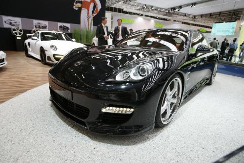 Porsche Panamera Frankfurt (2011) - picture 1 of 5