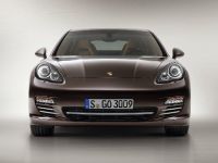 Porsche Panamera Platinum Edition (2013) - picture 2 of 6