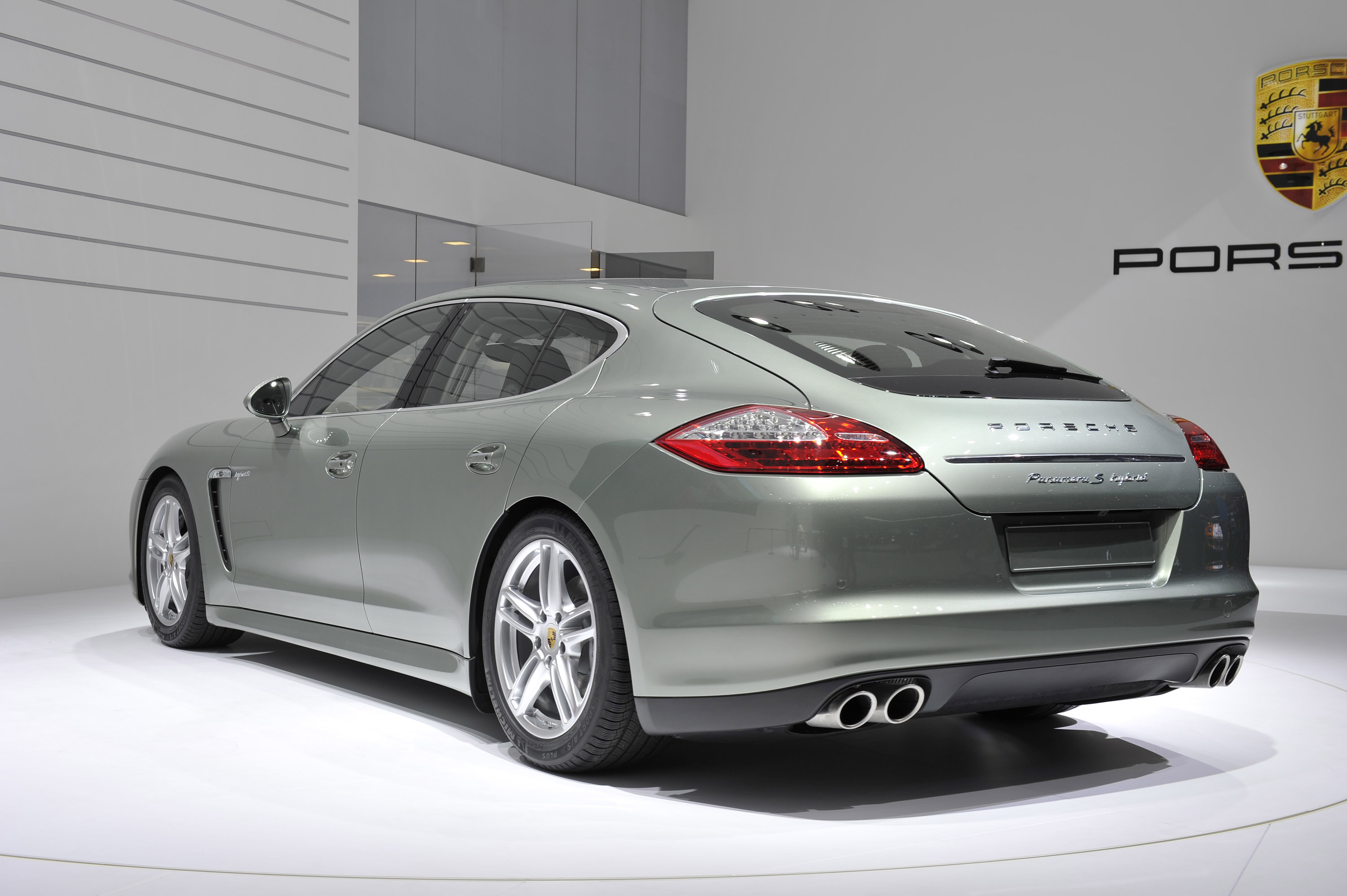 Porsche Panamera S Hybrid Geneva