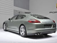 Porsche Panamera S Hybrid Geneva (2011) - picture 4 of 5