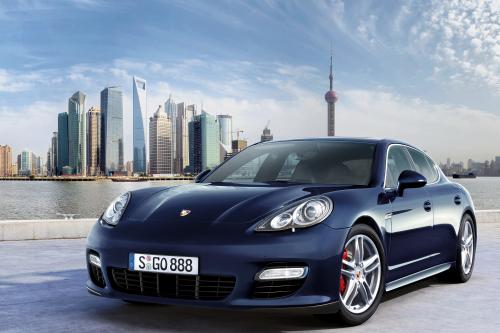 Porsche Panamera (2010) - picture 1 of 12