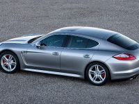 Porsche Panamera (2010) - picture 7 of 12