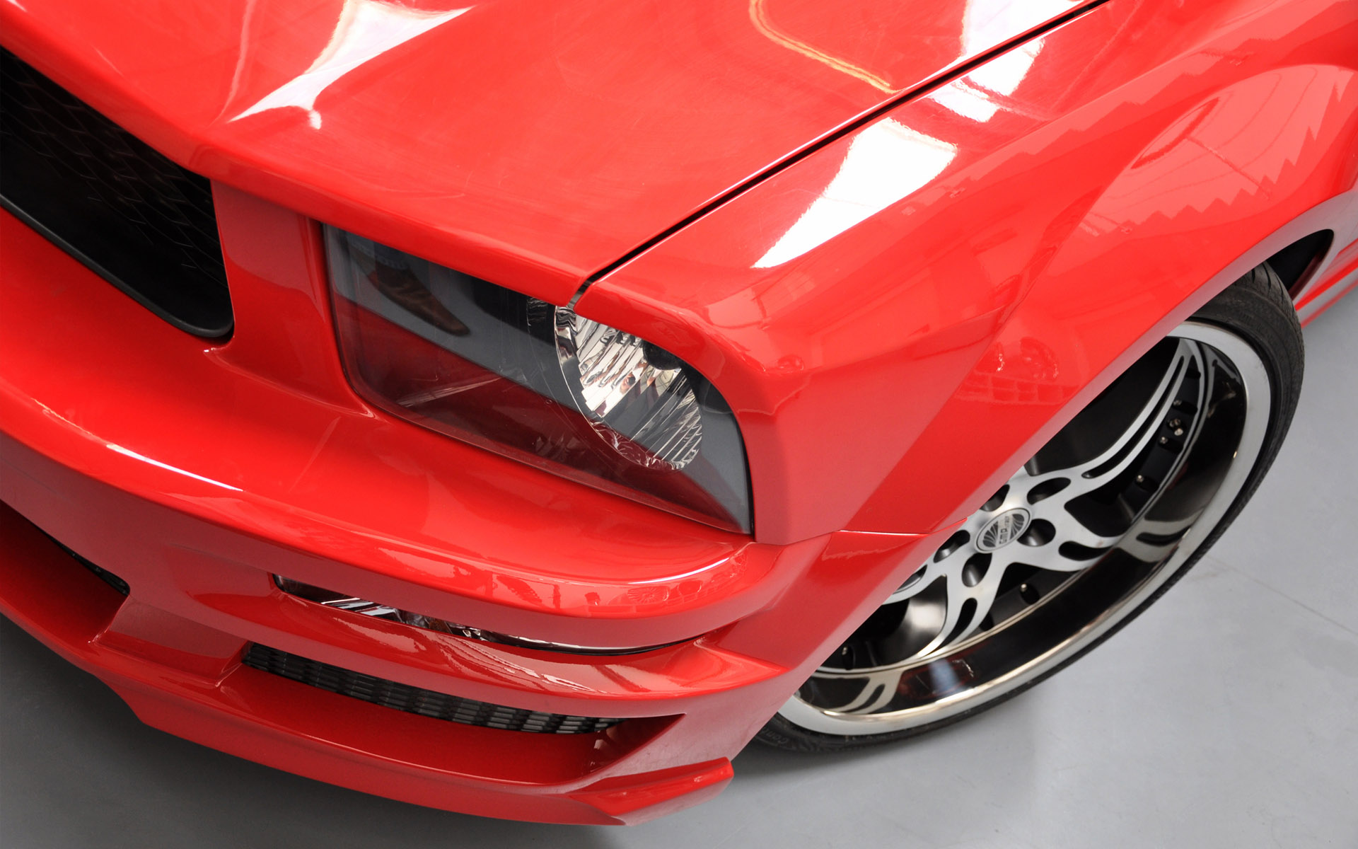 PRIOR-DESIGN Ford Mustang Red