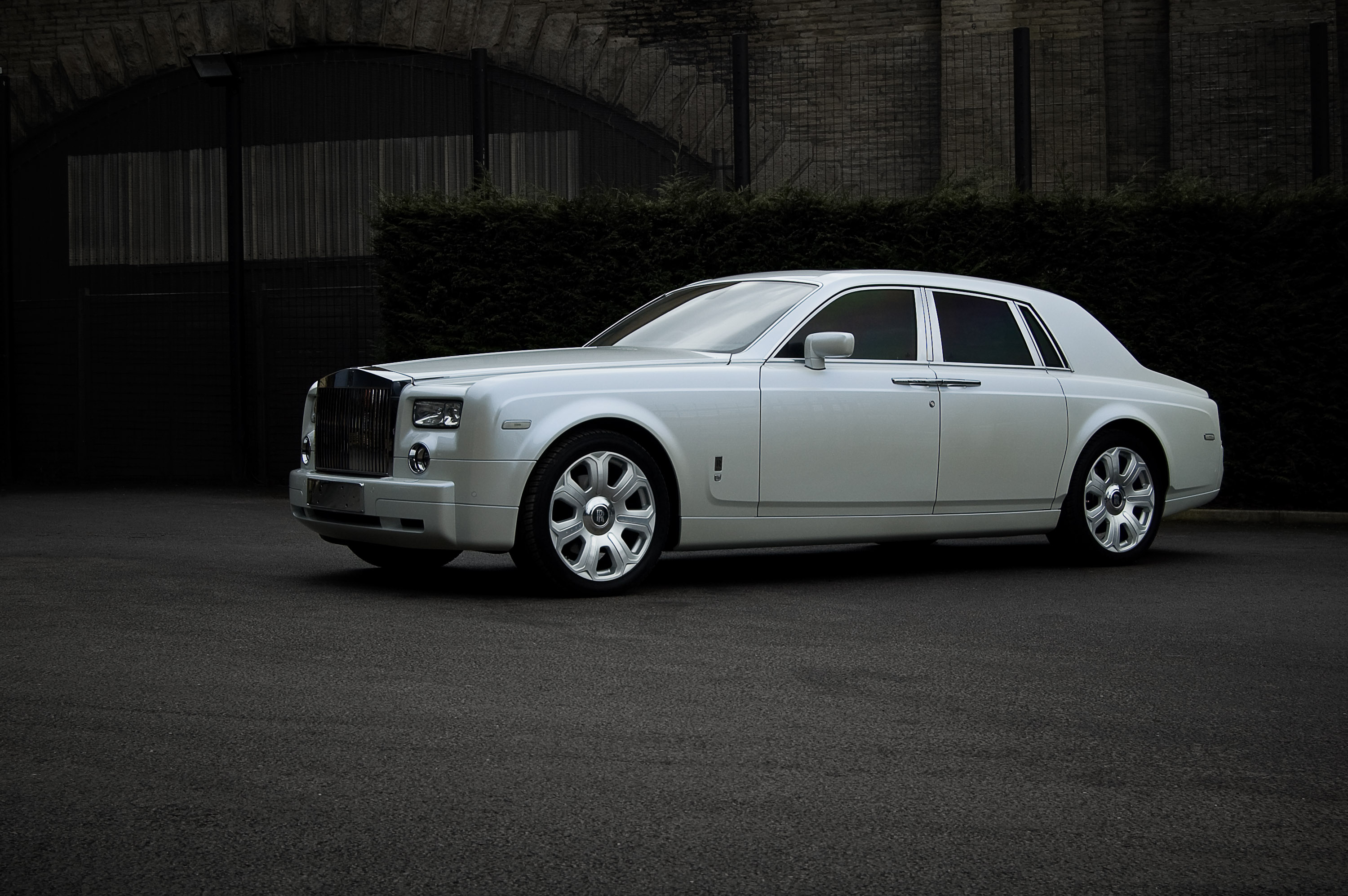 Project Kahn Pearl White Rolls Royce Phantom