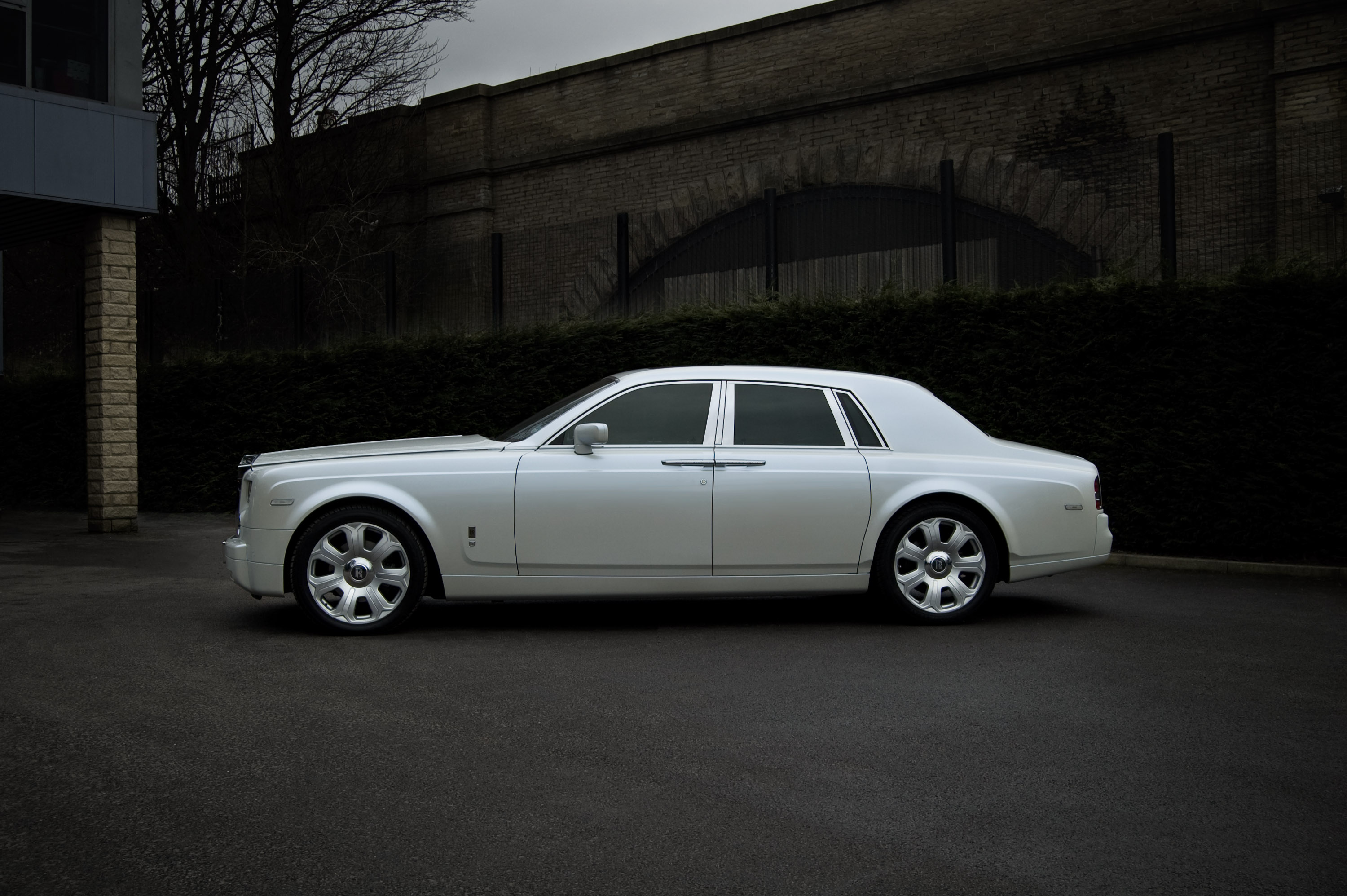 Project Kahn Pearl White Rolls Royce Phantom