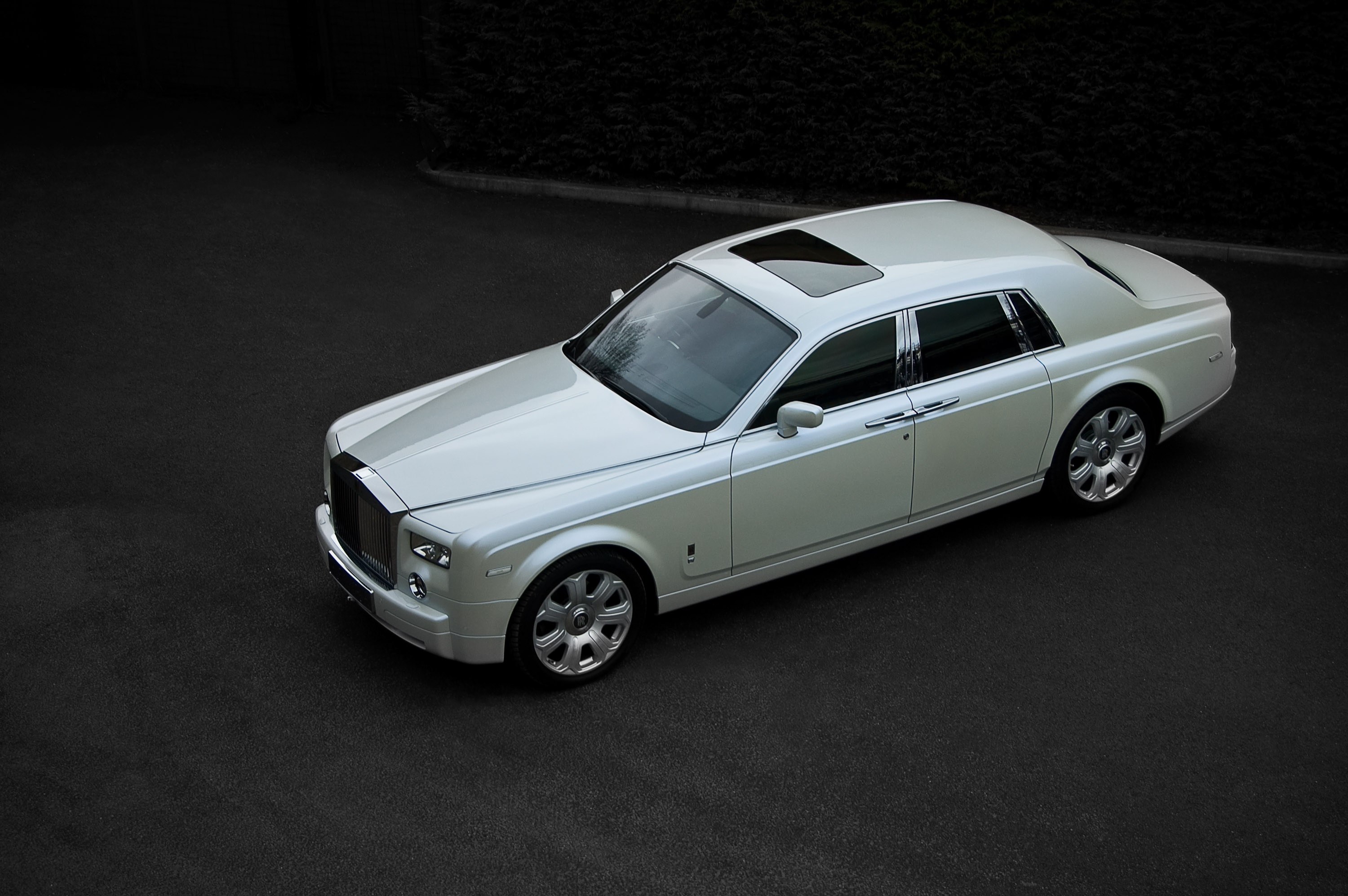 Project Kahn Pearl White Rolls Royce Phantom