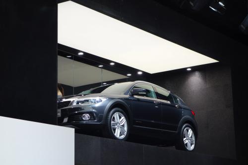 Qoros 3 Estate Concept Shanghai (2013) - picture 1 of 2