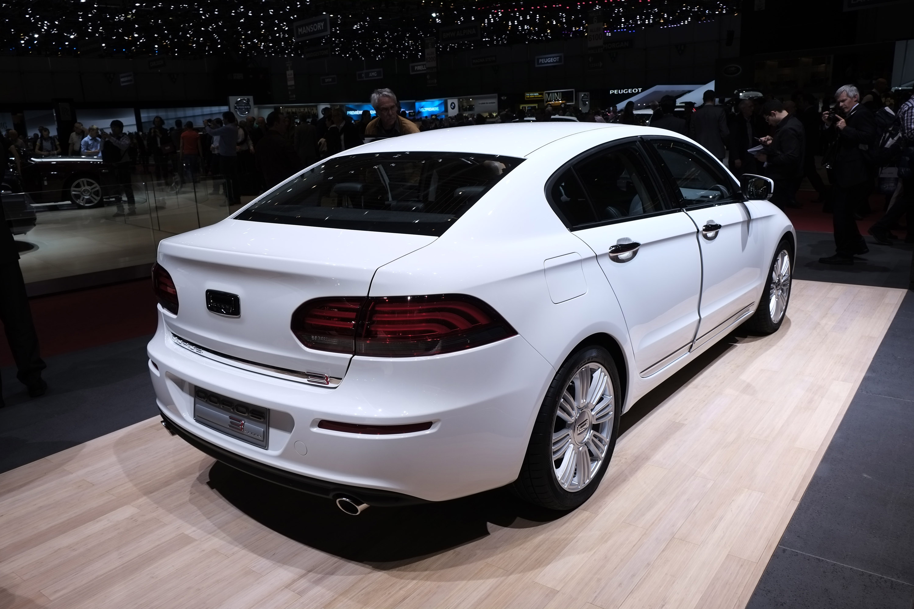 Qoros 3 Sedan Geneva