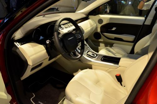 Range Rover Evoque 5-door Los Angeles (2010) - picture 9 of 10