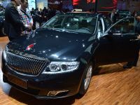 Red Flag H7 Shanghai (2013) - picture 3 of 4