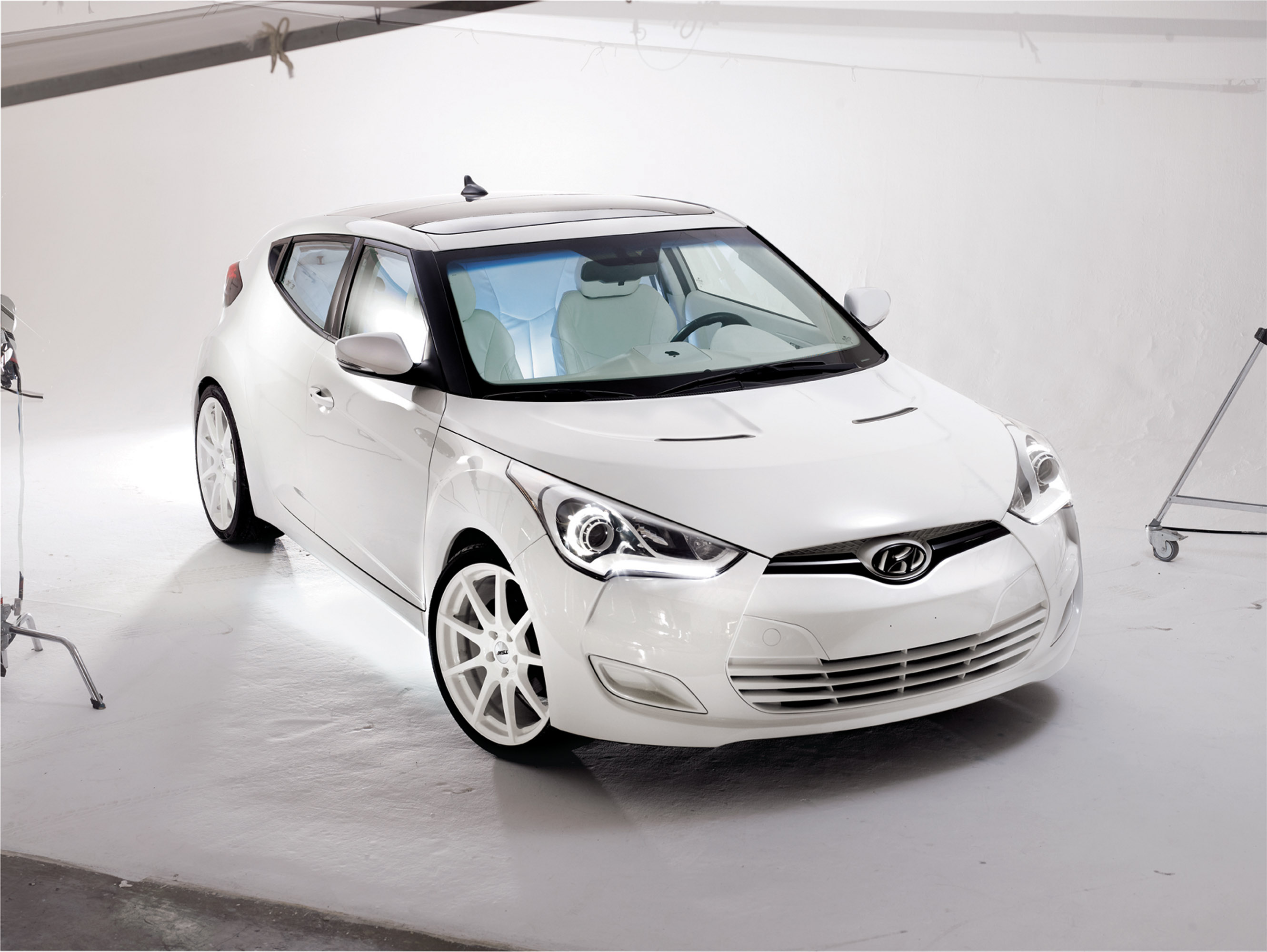 REMIX Hyundai Veloster Tech