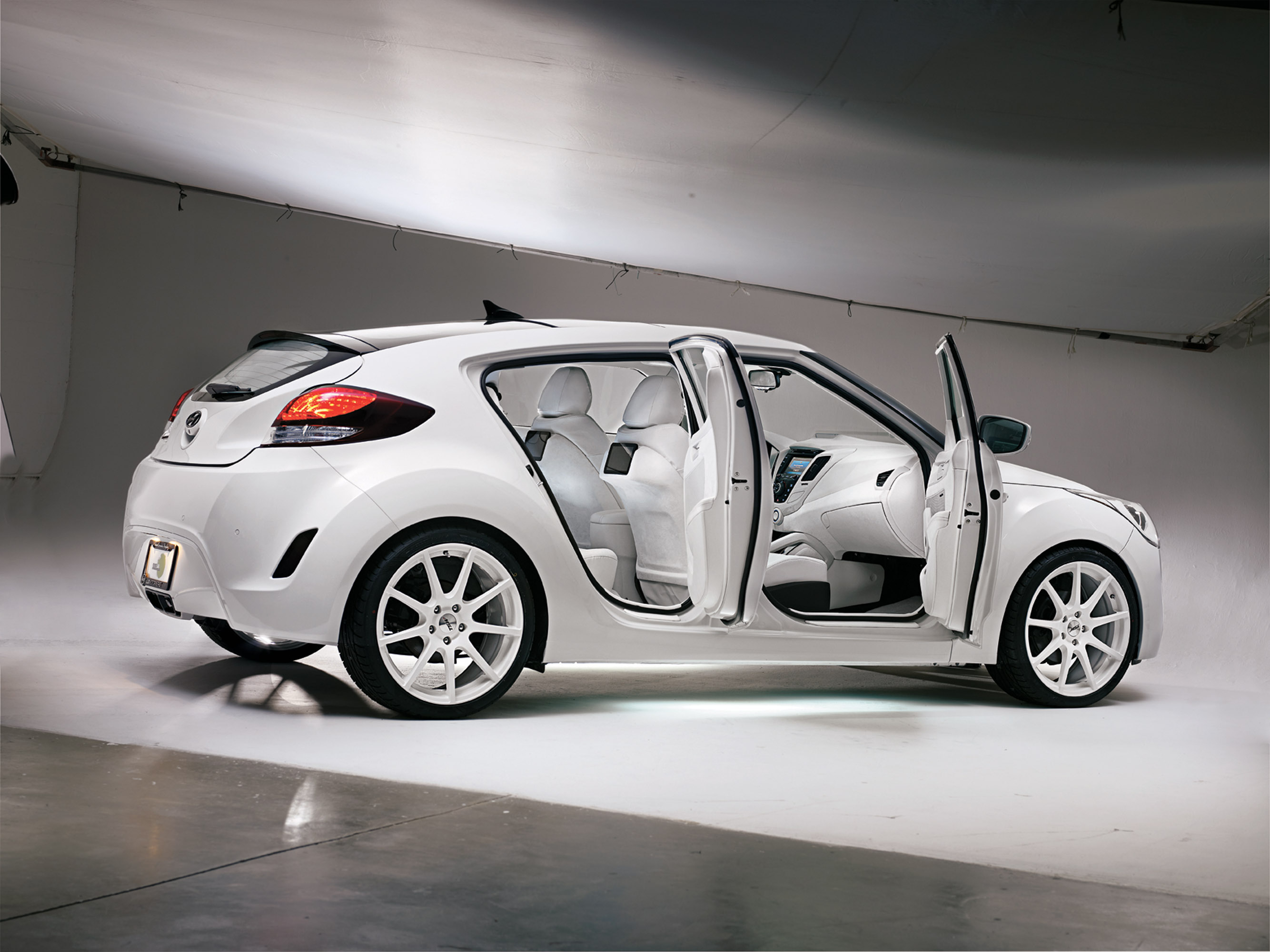 REMIX Hyundai Veloster Tech