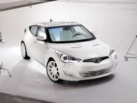 REMIX Hyundai Veloster Tech (2011) - picture 1 of 8