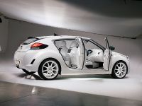 REMIX Hyundai Veloster Tech (2011) - picture 2 of 8