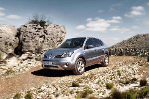 Renault Koleos (2008) - picture 8 of 9