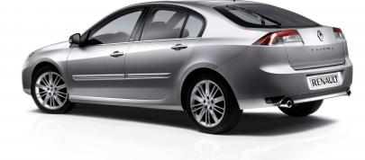 Renault Laguna GT (2008) - picture 15 of 40