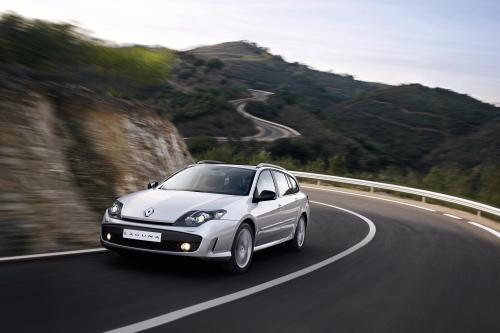 Renault Laguna GT (2008) - picture 25 of 40