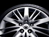 Renault Laguna GT (2008) - picture 5 of 40