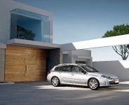 Renault Laguna GT (2008) - picture 29 of 40